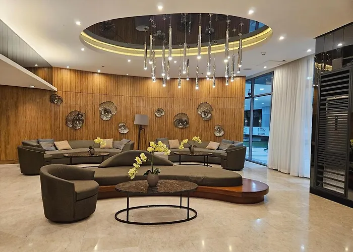 Shore 1 And 2 Residences Moa - The Executive *