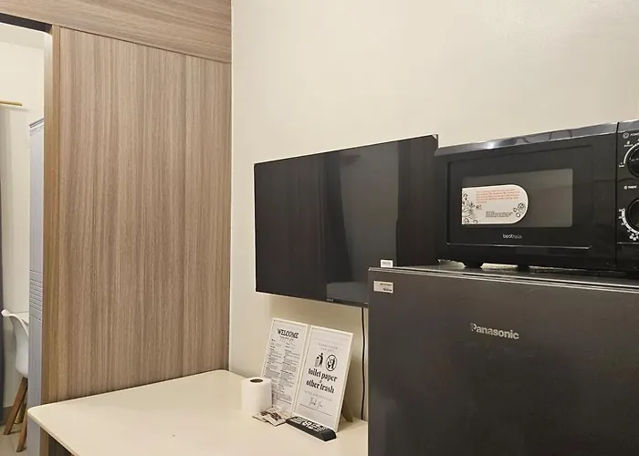 Shore 1 And 2 Residences Moa - The Executive