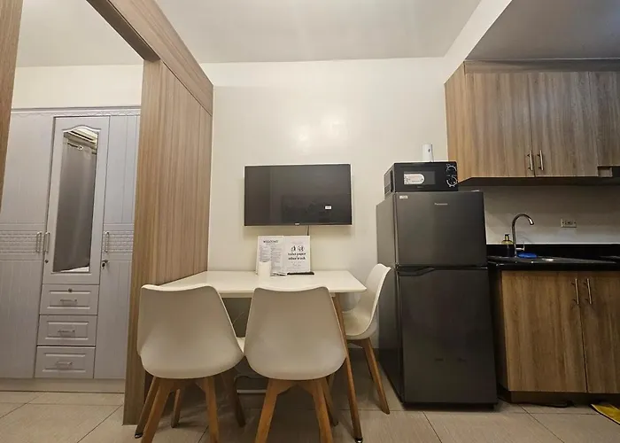 Apartment Shore 1 And 2 Residences Moa - The Executive *