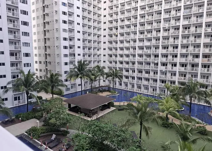 Apartment Shore 1 And 2 Residences Moa - The Executive